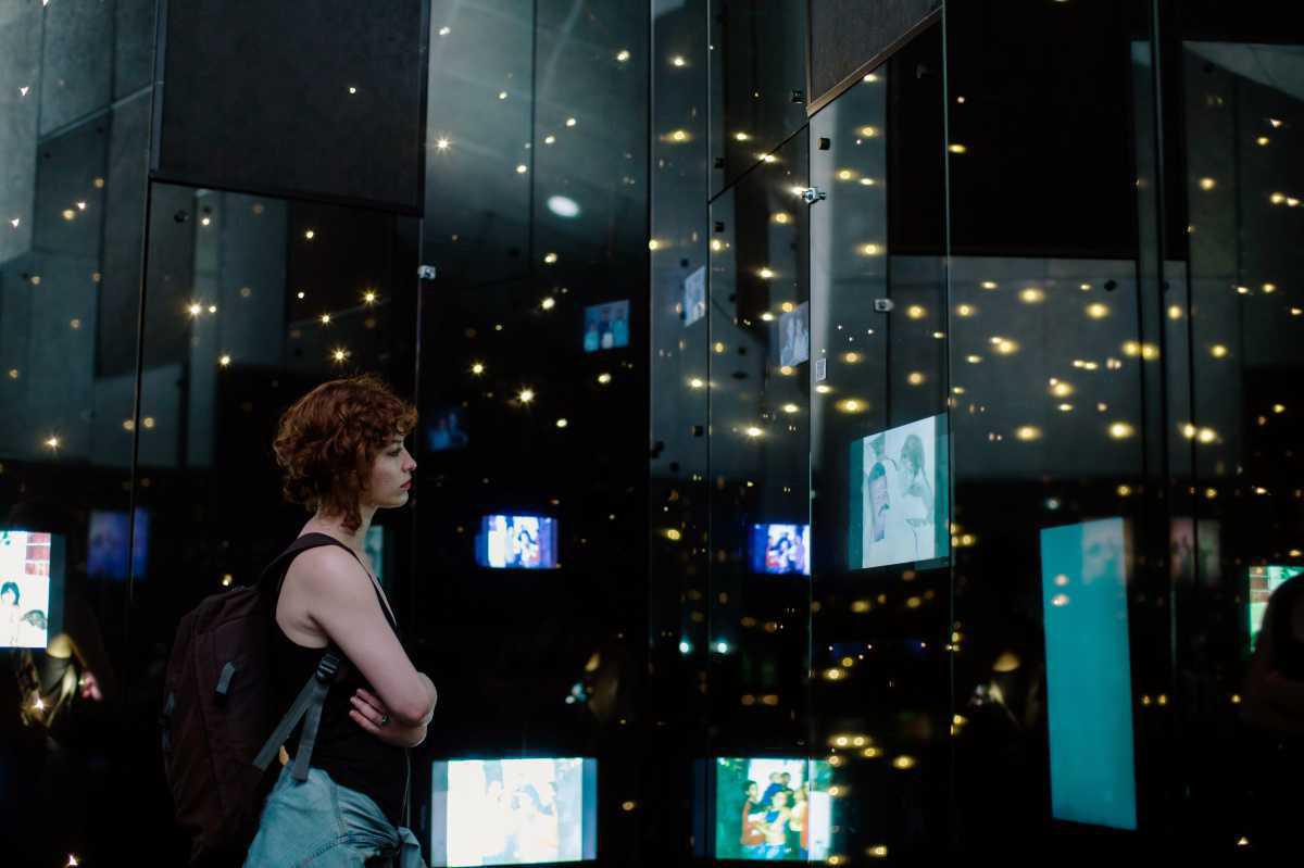 Este año, más de 27.000 personas han conocido en el Museo Casa de la Memoria la historia del conflicto en Medellín