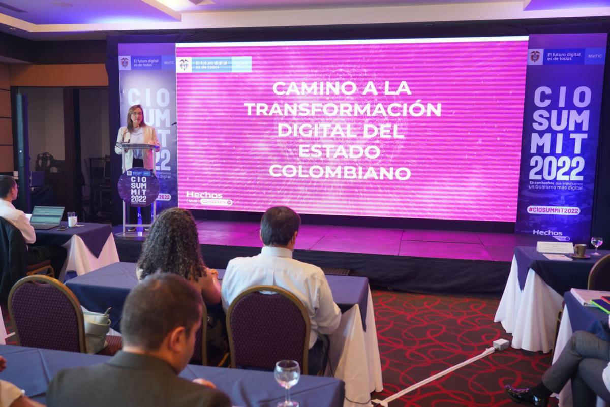 Medellín es reconocida por MinTIC como la ciudad capital que mejor implementa la política de gobierno digital en Colombia Medellín es reconocida por MinTIC como la ciudad capital que mejor implementa la política de gobierno digital en Colombia