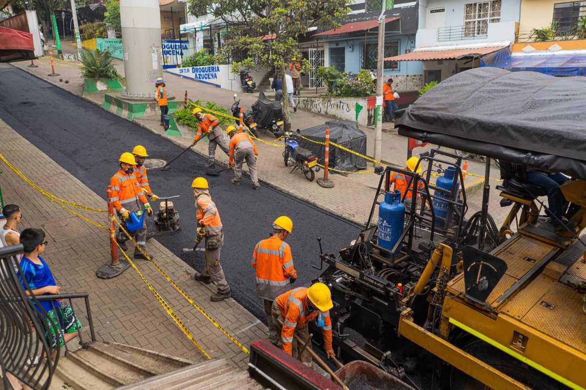 Más de 4.700 huecos han sido intervenidos en vías de Medellín durante el primer semestre de 2022 Más de 4.700 huecos han sido intervenidos en vías de Medellín durante el primer semestre de 2022
