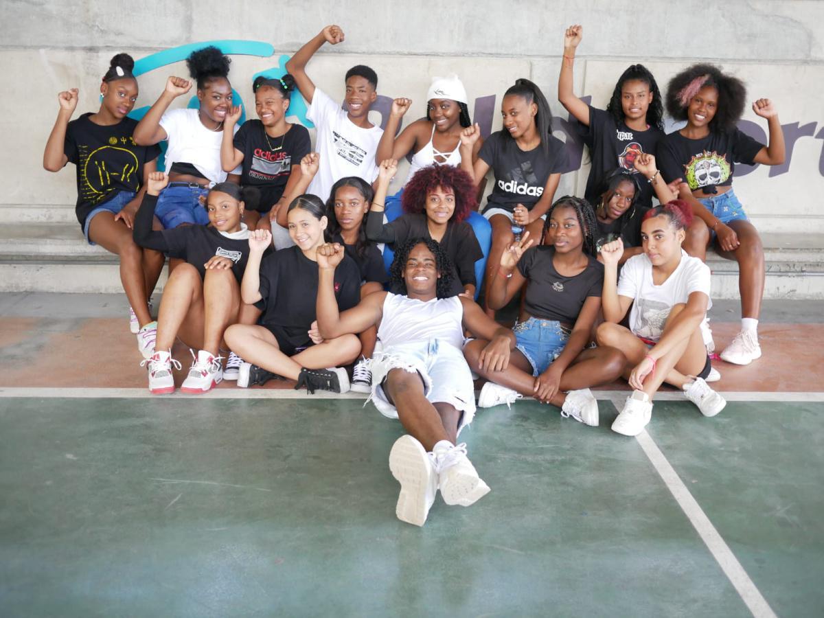 385 jóvenes de Medellín participaron en el Encuentro de Intercambio de Experiencias de Clubes Juveniles 2022: Universos Posibles