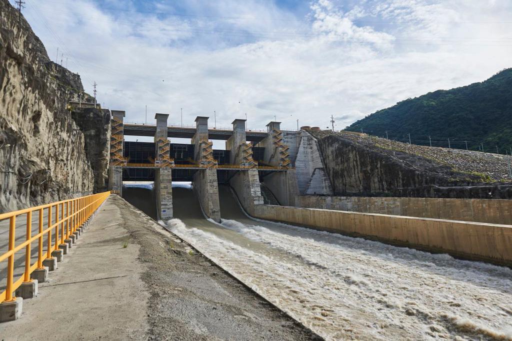 Dos primeras turbinas de Hidroituango empezarán a generar energía este 15 y 20 de octubre de 2022, respectivamente Dos primeras turbinas de Hidroituango empezarán a generar energía este 15 y 20 de octubre de 2022, respectivamente