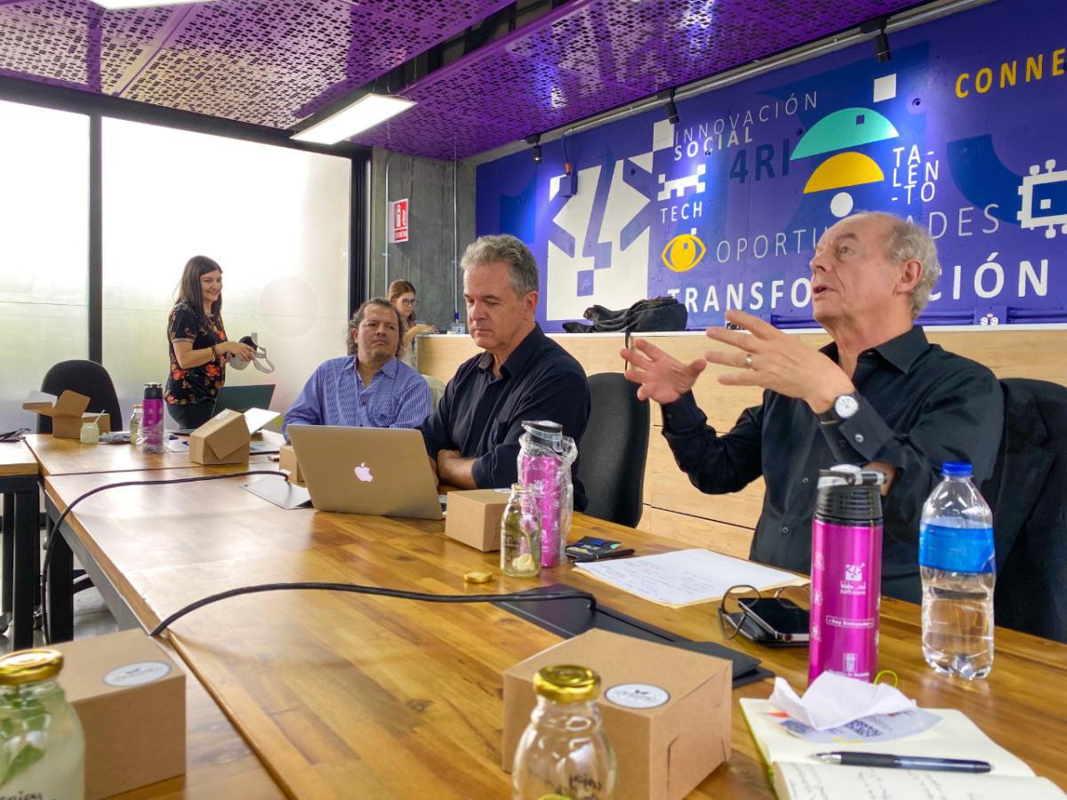 Delegación del MIT, la mejor universidad del mundo, visitó Medellín para conocer el modelo de Valle del Software Delegación del MIT, la mejor universidad del mundo, visitó Medellín para conocer el modelo de Valle del Software