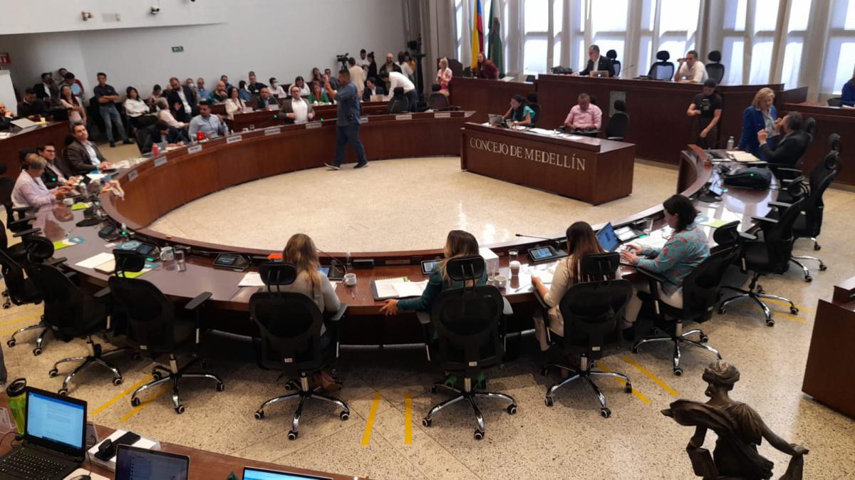 La Administración Distrital celebra la aprobación de vigencias futuras por más de $675.000 millones