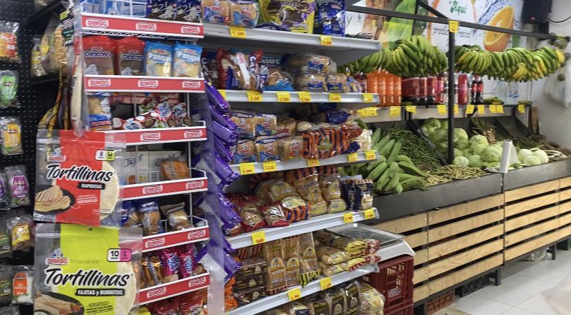 La Administración Distrital exalta a los 16.000 tenderos de Medellín y el Valle de Aburrá por su impacto en la economía de los hogares La Administración Distrital exalta a los 16.000 tenderos de Medellín y el Valle de Aburrá por su impacto en la economía de los hogares