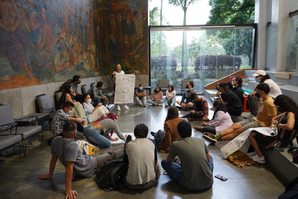 225 jóvenes de Medellín se capacitarán en participación juvenil mediante nueve cursos gratuitos 225 jóvenes de Medellín se capacitarán en participación juvenil mediante nueve cursos gratuitos