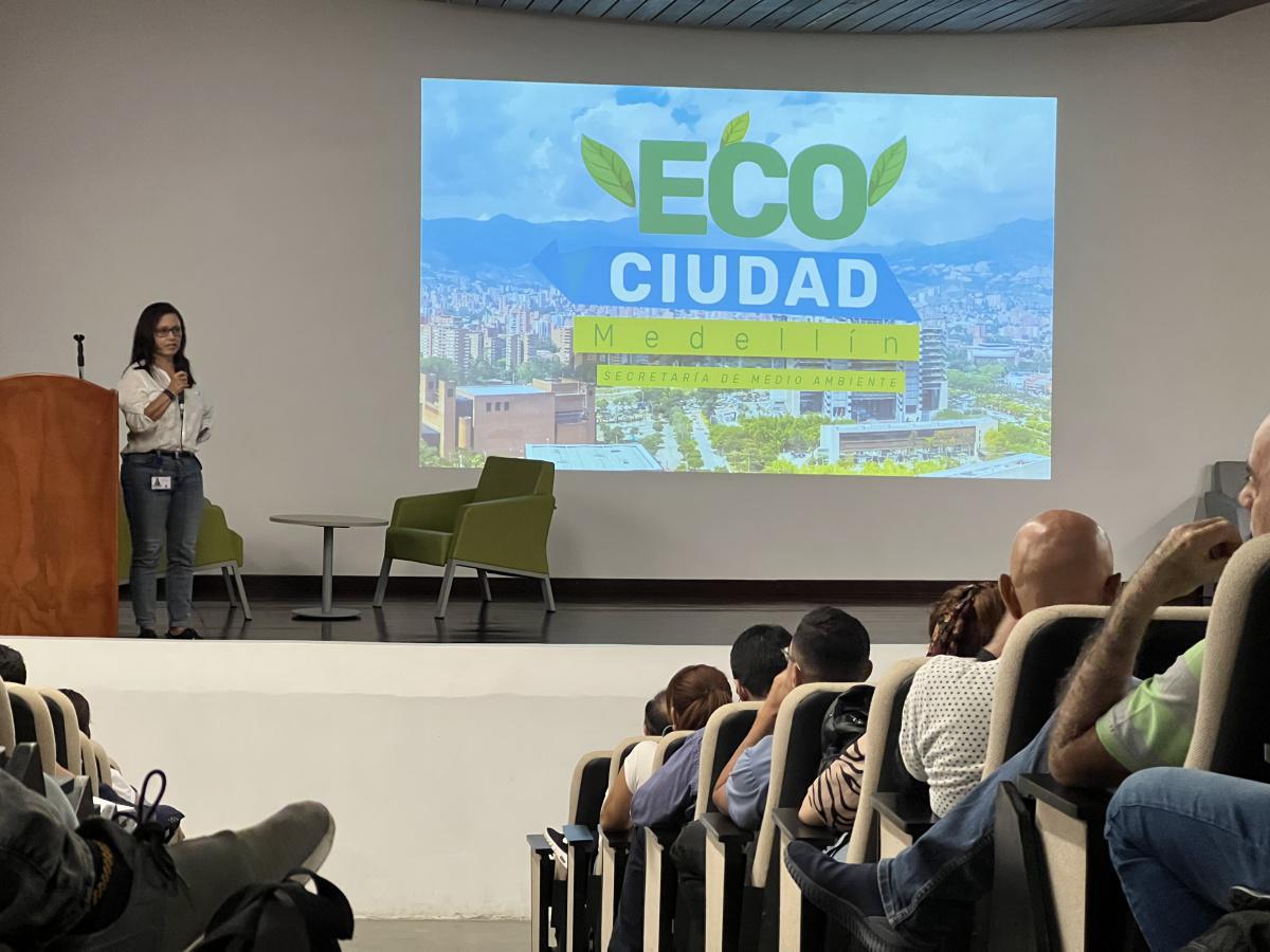 140 líderes de cinco comunas iniciaron formación en buenas prácticas ambientales