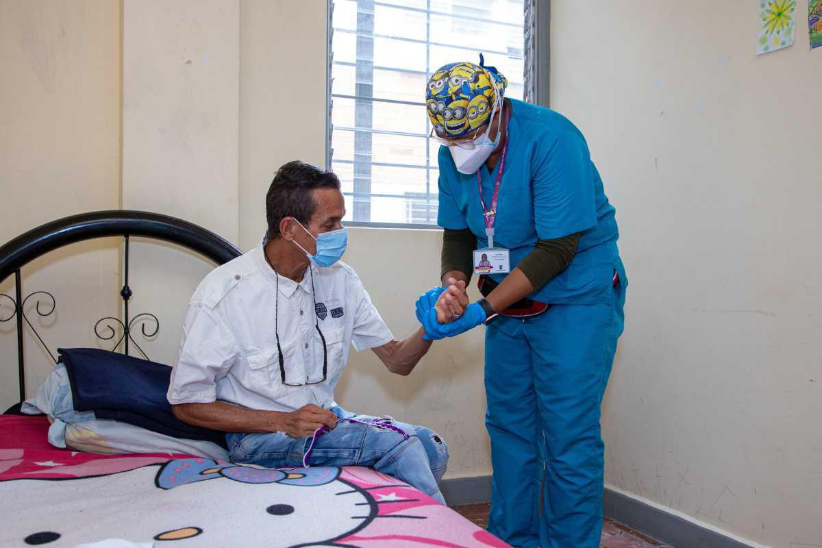 155 habitantes de calle terminaron su tratamiento de tuberculosis con acompañamiento de la Alcaldía de Medellín
