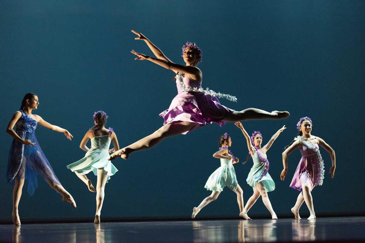 Medellín abre sus puertas al mundo, gracias a la visita de más de 100 creadores internacionales de las artes escénicas Medellín abre sus puertas al mundo, gracias a la visita de más de 100 creadores internacionales de las artes escénicas