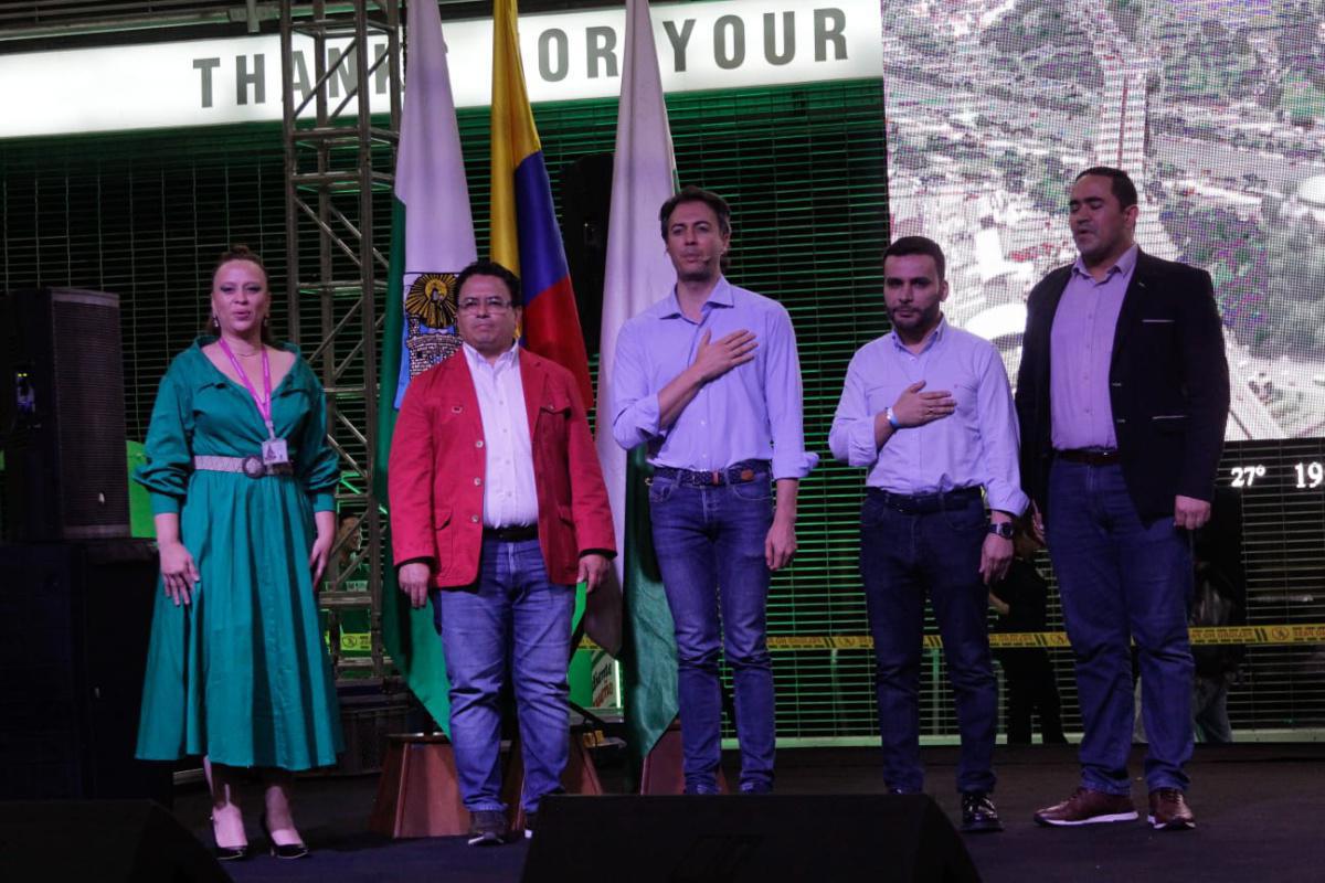 Con 2.500 venteros, Medellín celebró el Día del Comerciante Informal