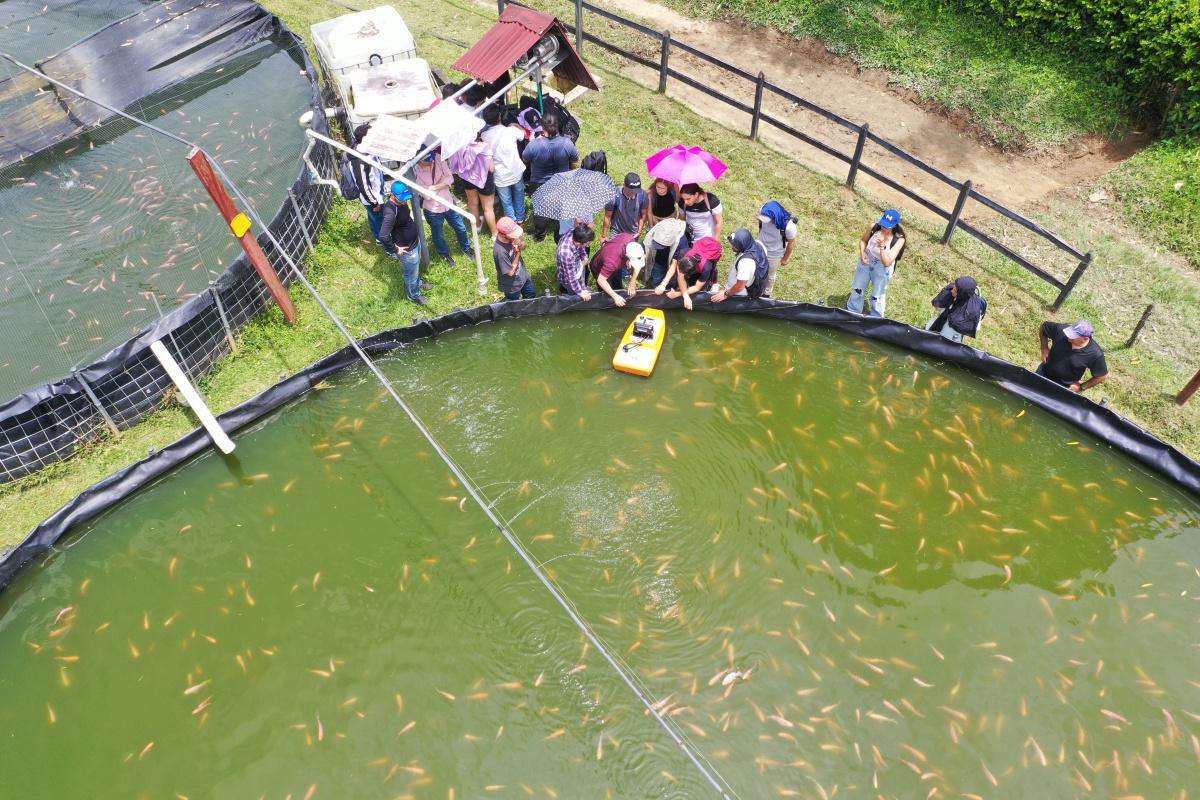 A partir del 21 de octubre estará abierta la convocatoria para la formación de Talento Especializado en uno de los campos tecnológicos más disruptivos del momento: el uso de drones para aplicaciones en proyectos productivos, de infraestructura, s A partir del 21 de octubre estará abierta la convocatoria para la formación de Talento Especializado en uno de los campos tecnológicos más disruptivos del momento: el uso de drones para aplicaciones en proyectos productivos, de infraestructura, s