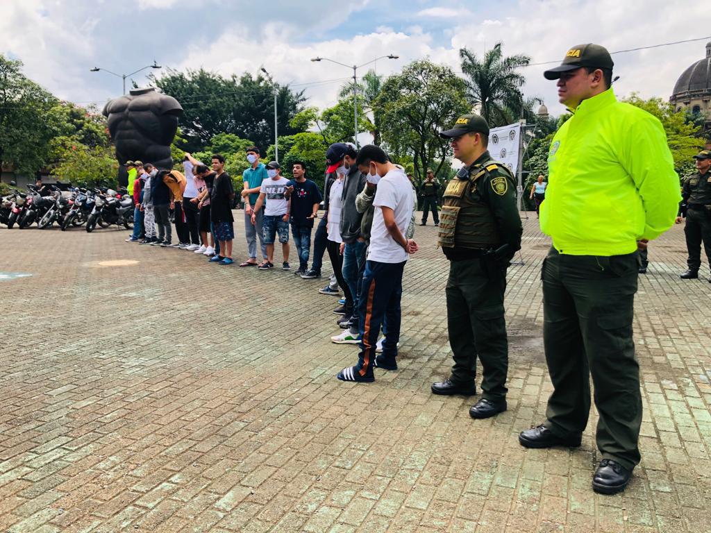 Operativos articulados contra el hurto en Medellín dejan 132 capturas y la recuperación de 137 motocicletas y 23 vehículos en octubre