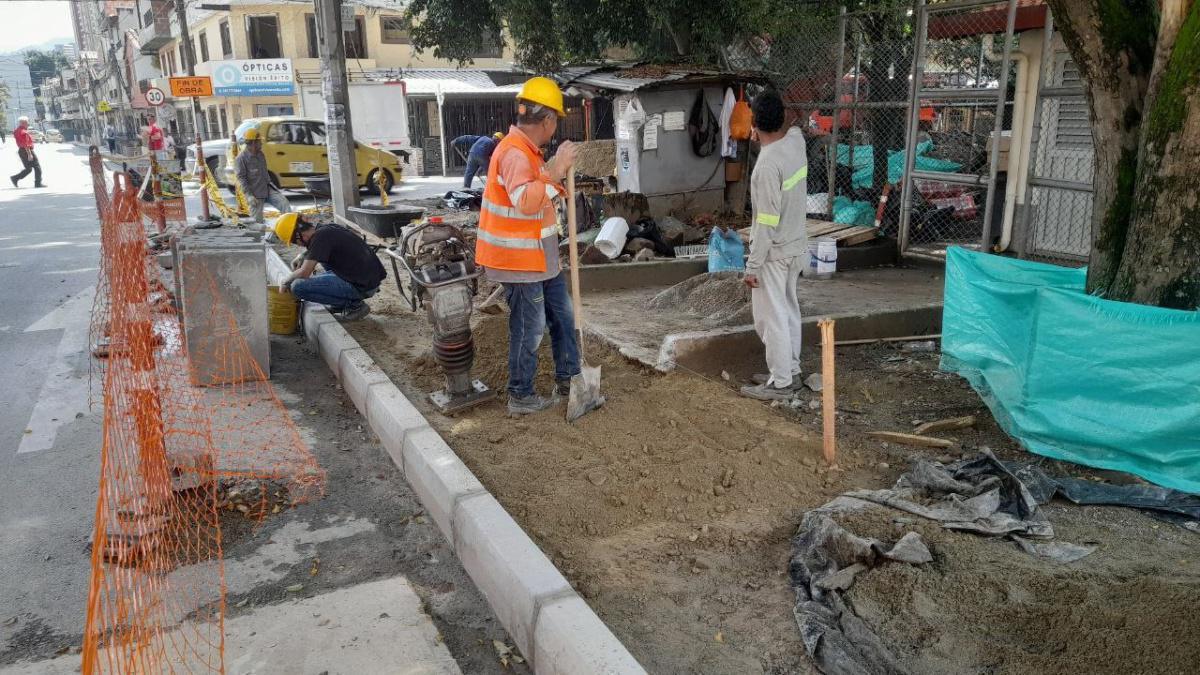 Con obras de urbanismo se beneficiará a peatones en Bello Con obras de urbanismo se beneficiará a peatones en Bello
