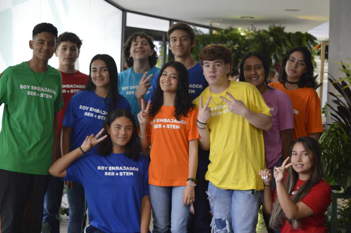 Medellín realiza el VI Foro Internacional Ser + STEM con temas de la Cuarta Revolución Industrial Medellín realiza el VI Foro Internacional Ser + STEM con temas de la Cuarta Revolución Industrial