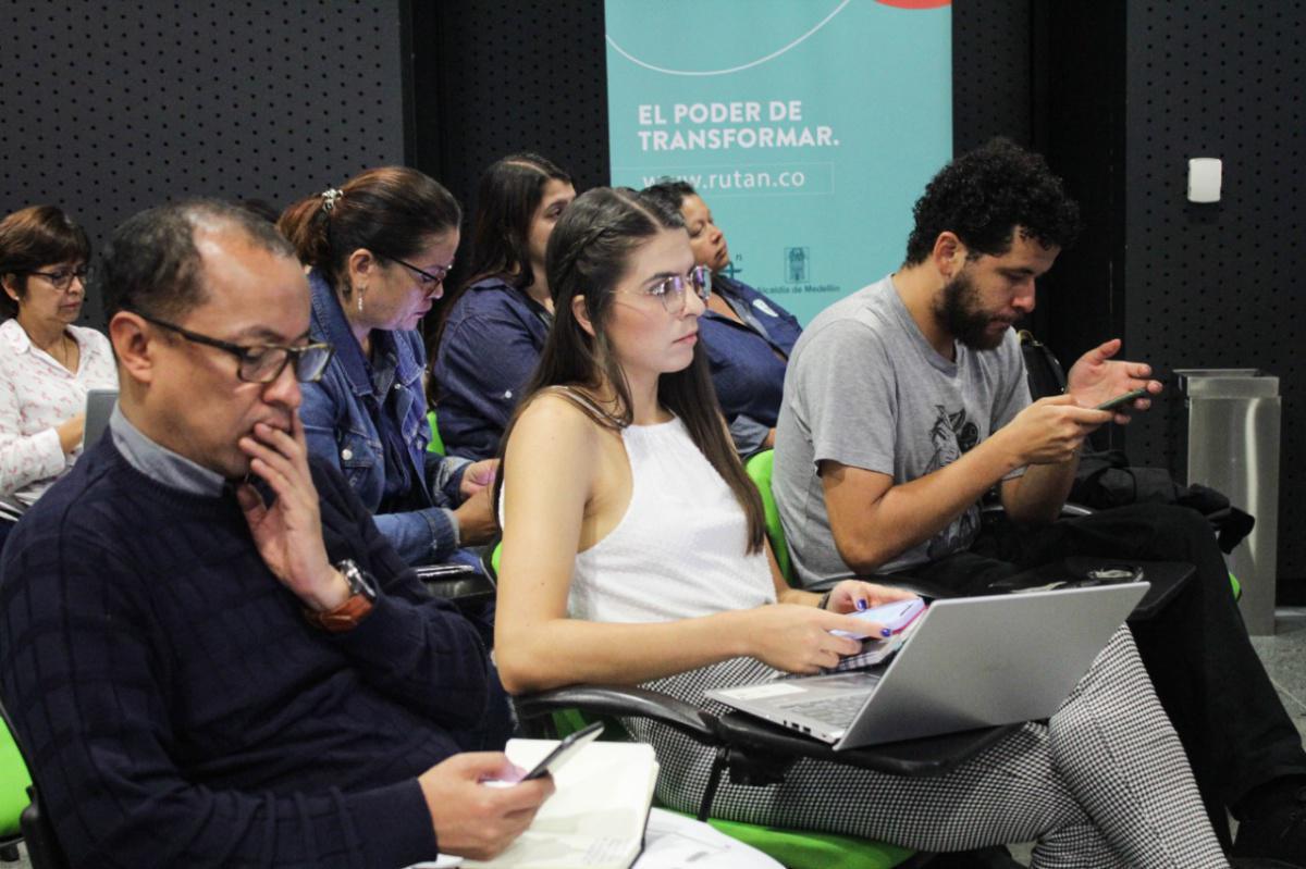 Hasta el 30 de noviembre, empresas, universidades y habitantes de Medellín podrán proponer soluciones a 14 retos de ciudad Hasta el 30 de noviembre, empresas, universidades y habitantes de Medellín podrán proponer soluciones a 14 retos de ciudad