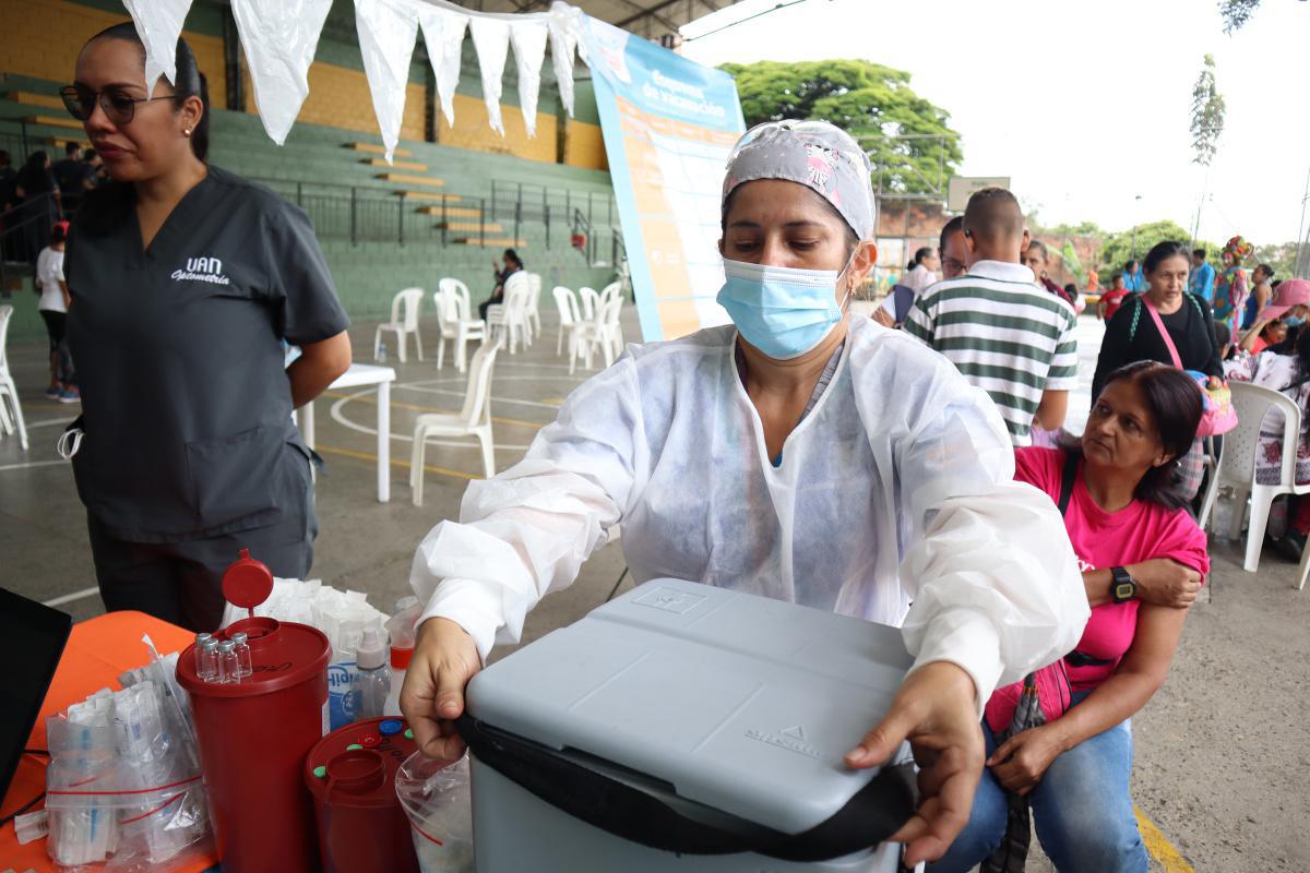 Medellín proyecta inmunizar a 38.338 personas durante la quinta Jornada Nacional de Vacunación