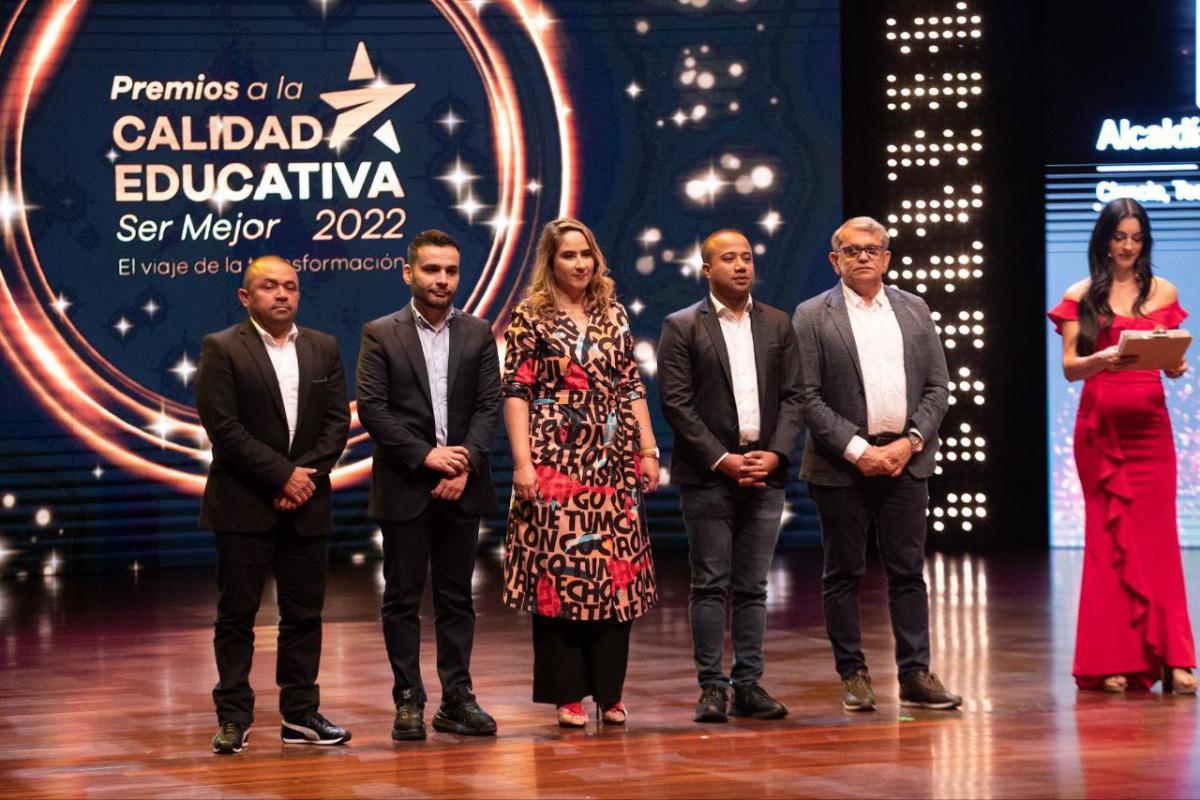 Premios a la Calidad Educativa de Medellín, Ser Mejor, reconocieron experiencias significativas enfocadas en la Cuarta Revolución Industrial 