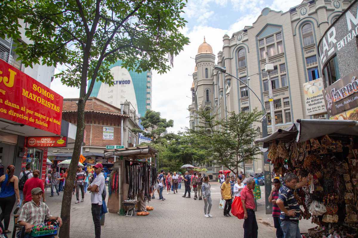 Medellín espera más de 250 mil visitantes extranjeros en la temporada de fin y principio de año Medellín espera más de 250 mil visitantes extranjeros en la temporada de fin y principio de año