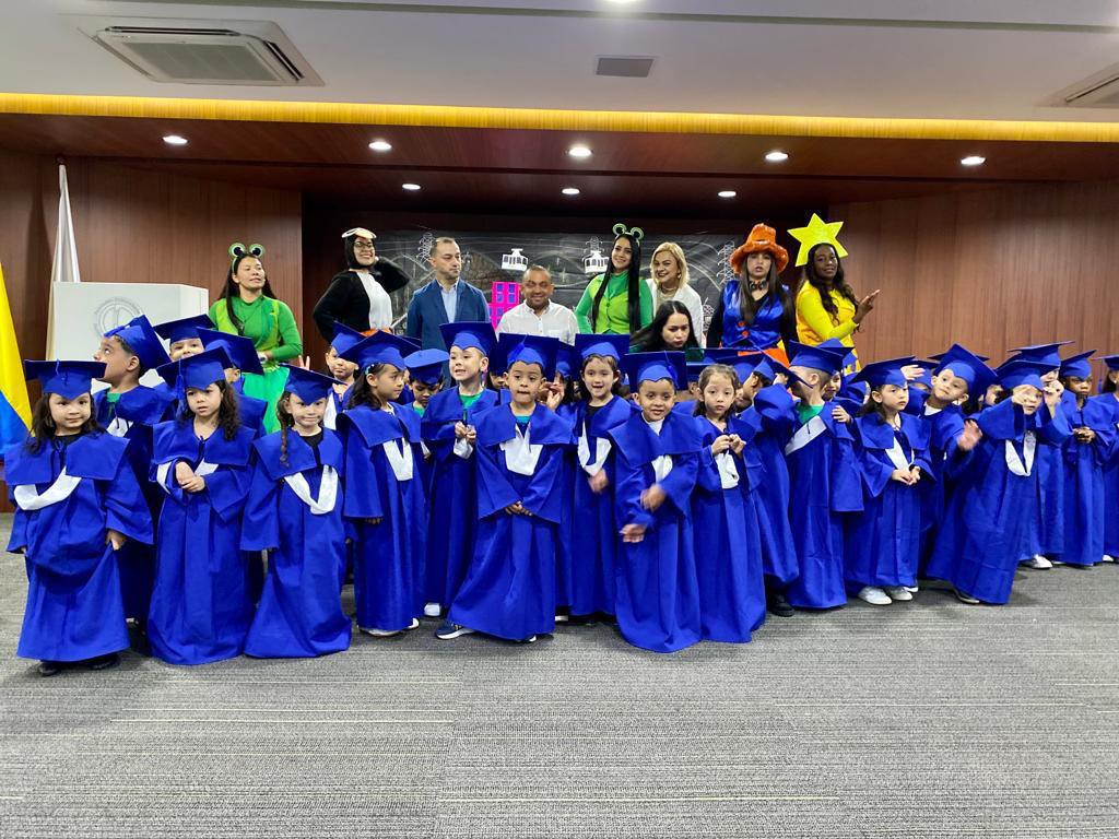 Más de 11.000 niños y niñas que terminaron su etapa en Buen Comienzo tienen garantizada la continuidad en su educación Más de 11.000 niños y niñas que terminaron su etapa en Buen Comienzo tienen garantizada la continuidad en su educación