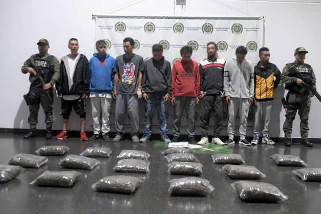 Con operaciones articuladas contra el crimen se logran tres capturas por homicidio y golpe contra una banda de extorsionistas Con operaciones articuladas contra el crimen se logran tres capturas por homicidio y golpe contra una banda de extorsionistas