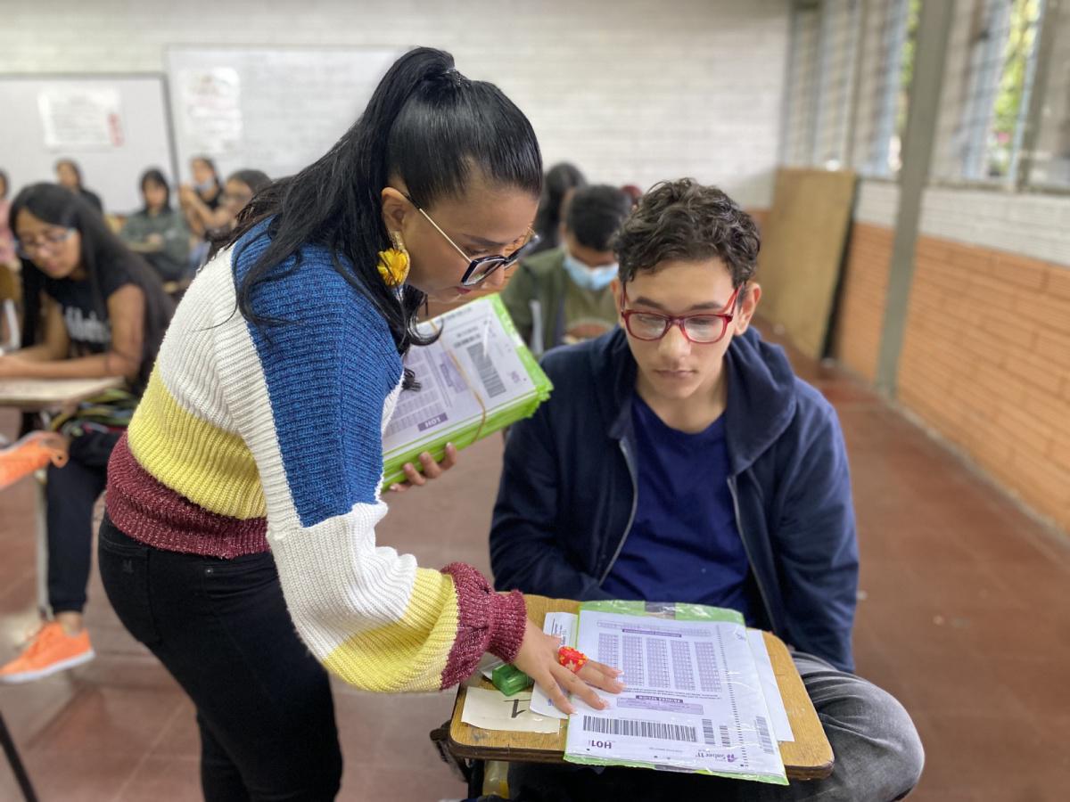 73.325 estudiantes, quienes se prepararán para las Pruebas Saber, podrán acceder a becas de educación superior 73.325 estudiantes, quienes se prepararán para las Pruebas Saber, podrán acceder a becas de educación superior