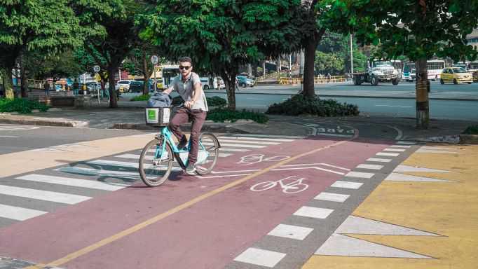 ReportesMED agrega nuevo servicio: ahora se puede alertar sobre ciclorrutas en mal estado y alteración a las bicicletas de EnCicla