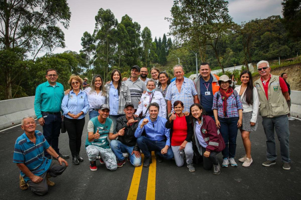 Más de 8.000 personas ya disfrutan del nuevo puente Naranjal – Boquerón en San Cristóbal 