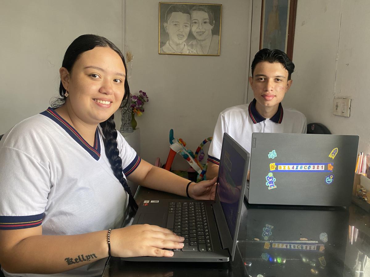 La Alcaldía de Medellín presenta nueva oferta de cursos para estudiantes graduados de once con Computadores Futuro La Alcaldía de Medellín presenta nueva oferta de cursos para estudiantes graduados de once con Computadores Futuro