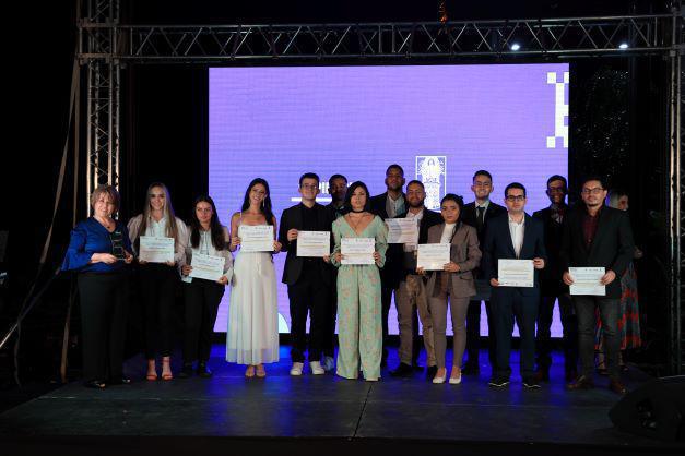 Medellín reconoce a mujeres investigadoras que aportan a la innovación en el país Medellín reconoce a mujeres investigadoras que aportan a la innovación en el país