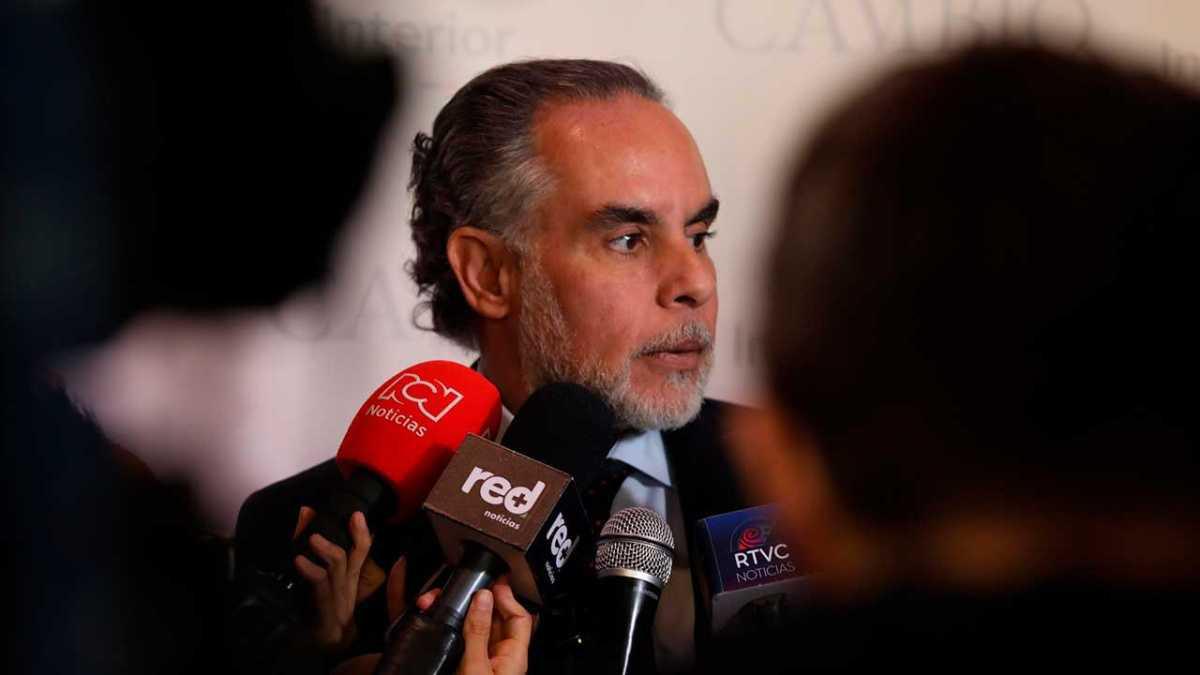 Ministro Benedetti denuncia ‘tortura’ a reforma a la salud en el Senado: ‘La están dilatando a propósito
