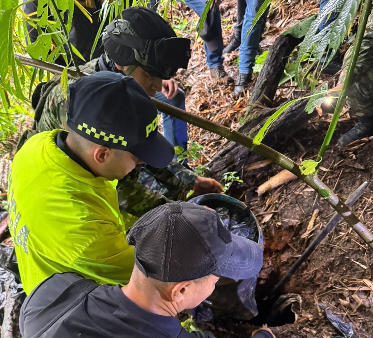 Caen 18 kilos de droga en Prado: $200 millones en bazuco y coca incautados"