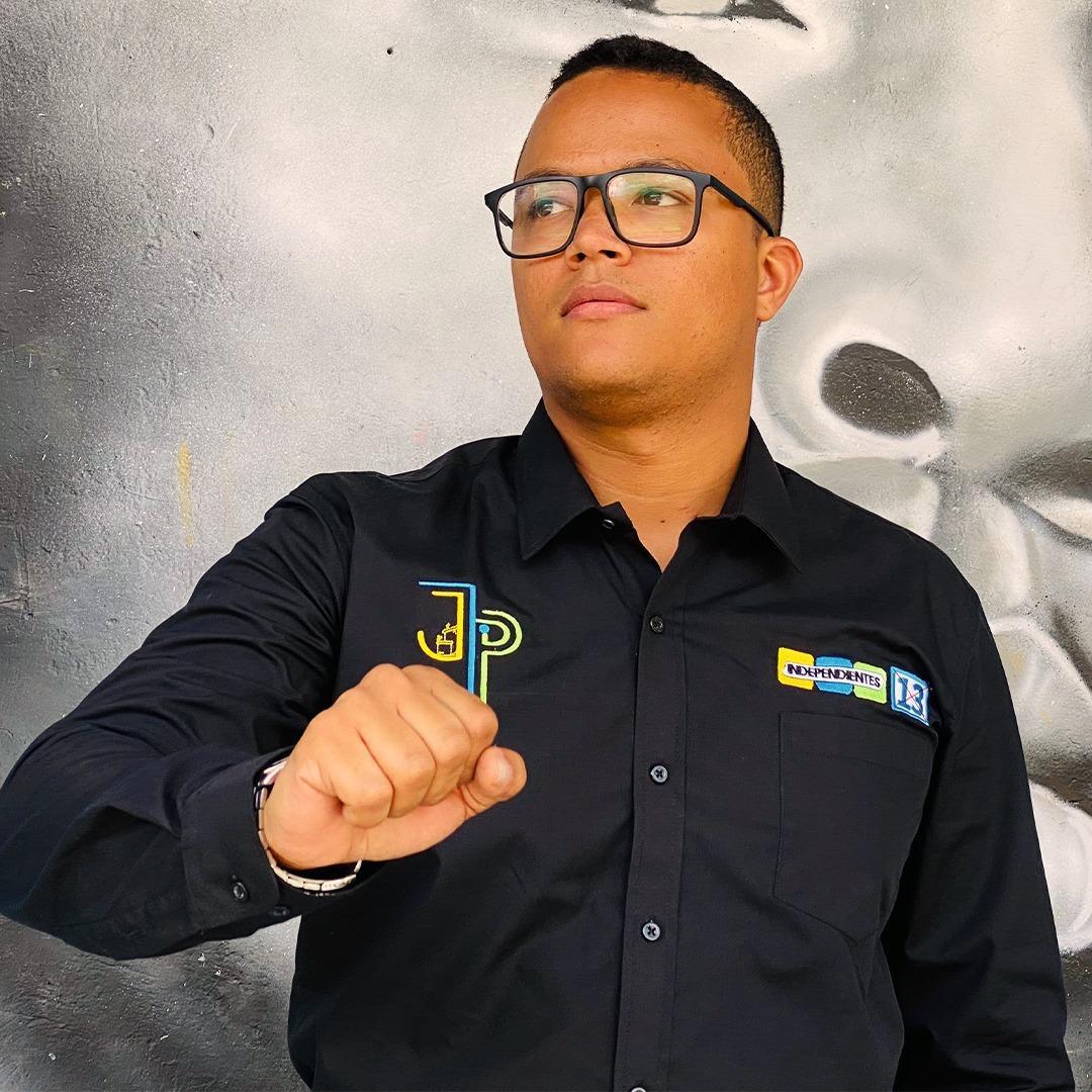 Independientes presenta lista al Concejo con víctima de la Operación Orión: Jhonatan Perea