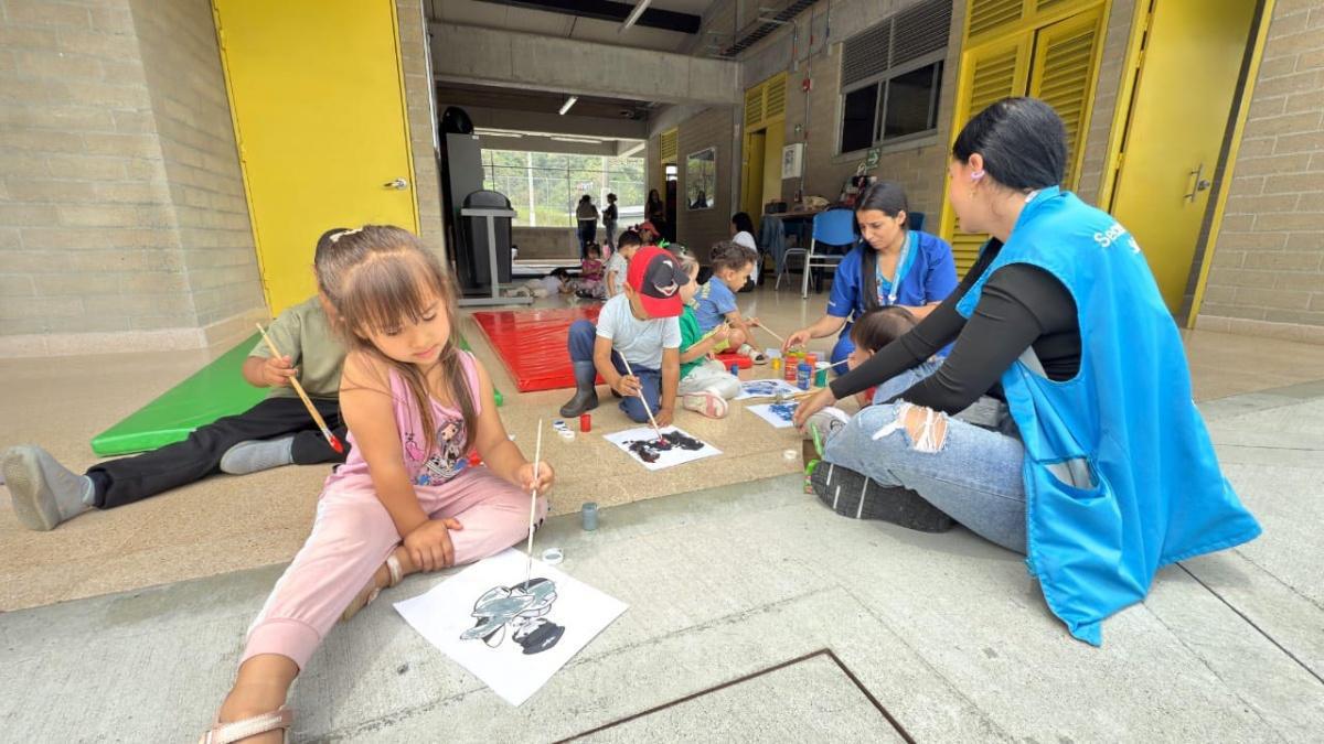 ¡A jugar se aprende! 200 niños de Palmitas reciben talleres contra abuso sexual y vapeadores ¡A jugar se aprende! 200 niños de Palmitas reciben talleres contra abuso sexual y vapeadores