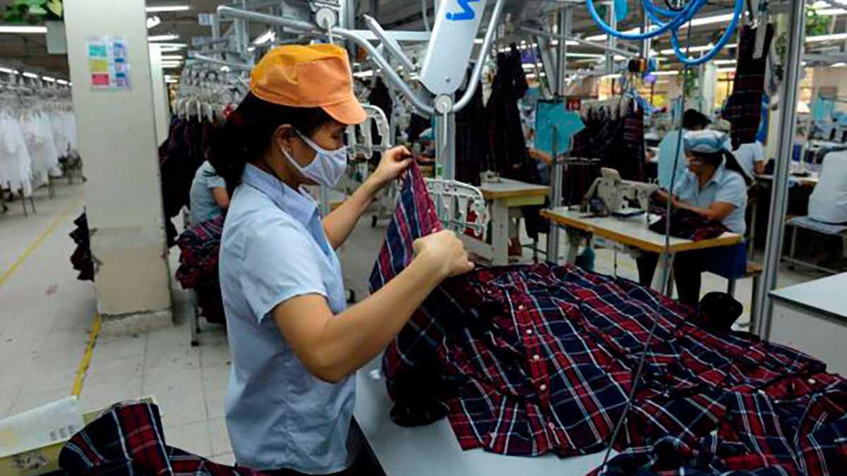 Tela y Cuero a Precio de Huevo: Gobierno Quita Aranceles Tela y Cuero a Precio de Huevo: Gobierno Quita Aranceles