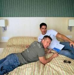 Parrots Hotel Parrots Hotel