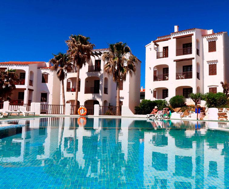 Venta de ApartHotel - Menorca Playa Fornells España