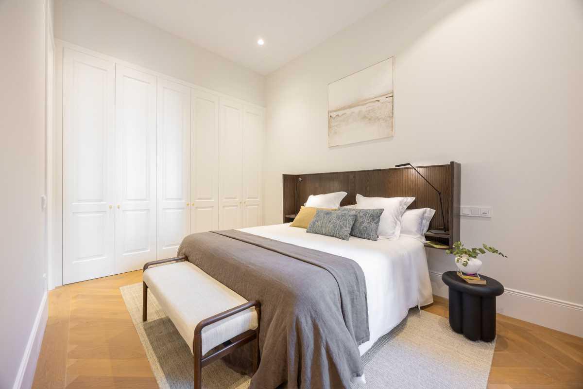 Exclusiva vivienda de lujo en venta – Calle Moreto, Jerónimos, Madrid