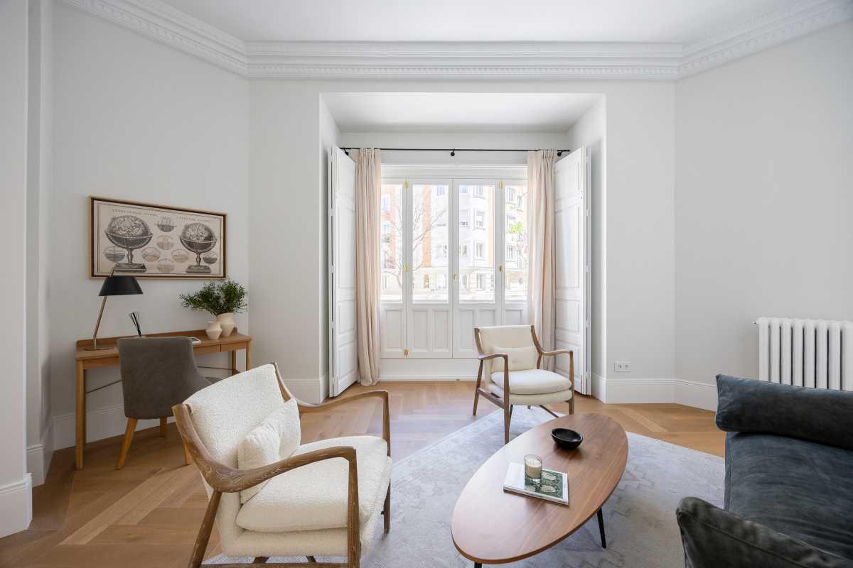 Exclusiva vivienda de lujo en venta – Calle Moreto, Jerónimos, Madrid