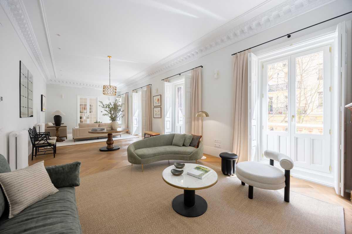 Exclusiva vivienda de lujo en venta – Calle Moreto, Jerónimos, Madrid
