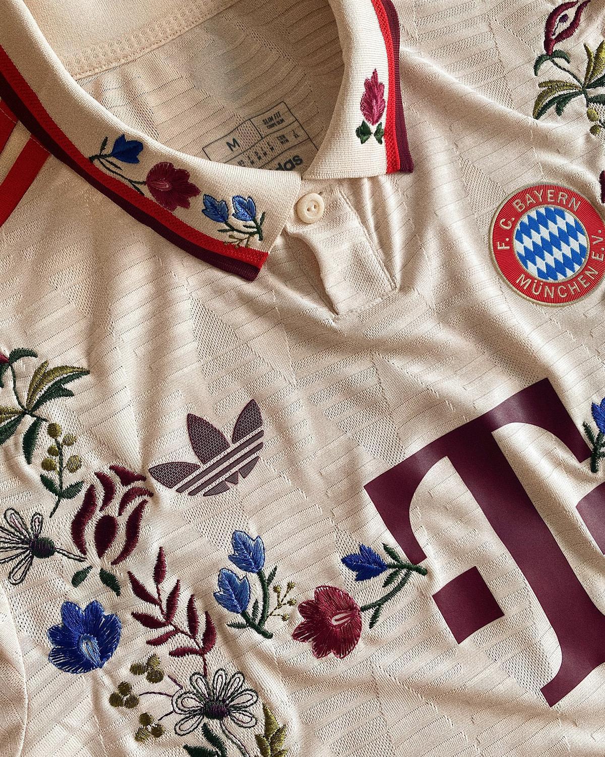 L’artiste Diana Al Shammari sublime les maillots de foot avec des magnifiques broderies L’artiste Diana Al Shammari sublime les maillots de foot avec des magnifiques broderies
