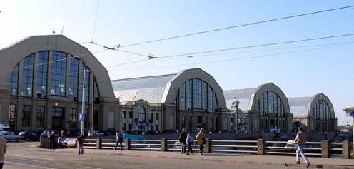 Jour de pluie avant le rayon de soleil du soir