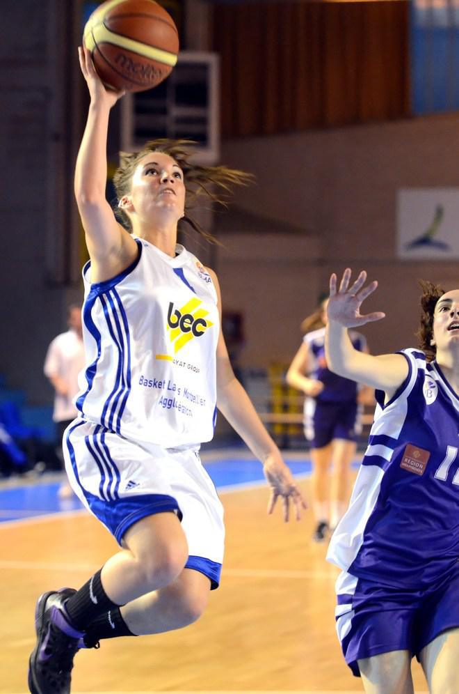 Quand Aline DUMONT frôle le quadruple double: 20 points, 9 passes, 9 interceptions et 9 rebonds!