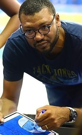 Il reste du travail pour Ahmed MBOMBO et ses joueuses. Rendez-vous samedi prochain !