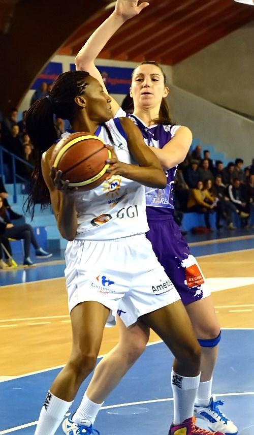 Géraldine ROBERT (14 points, 8 rebonds et 10 passes) et Jovana RAD: les deux meilleures joueuses face à face.