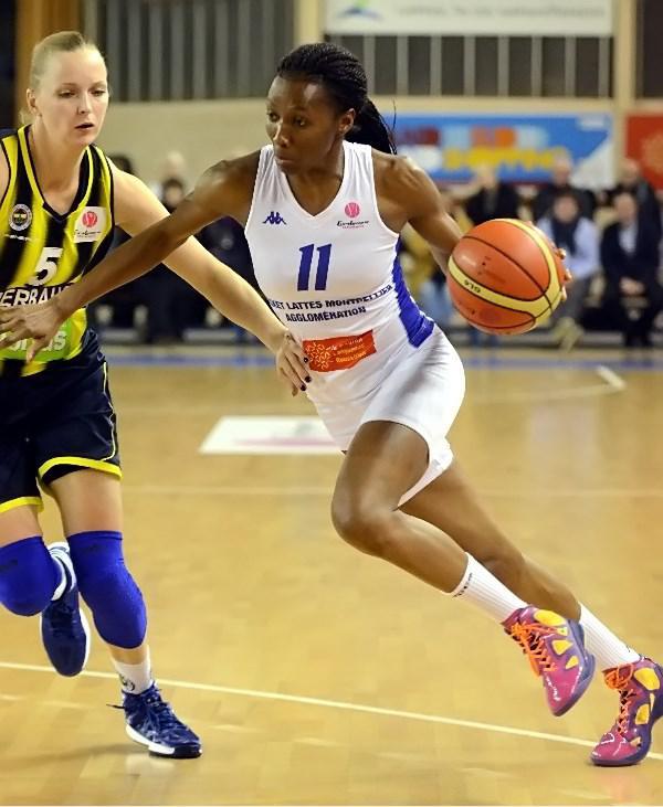 Le BLMA pourra une nouvelle fois compter sur Géaldine ROBERT, MVP de la dernière journée de championnat, ici opposée à Agnieszka BIBZYCKAa