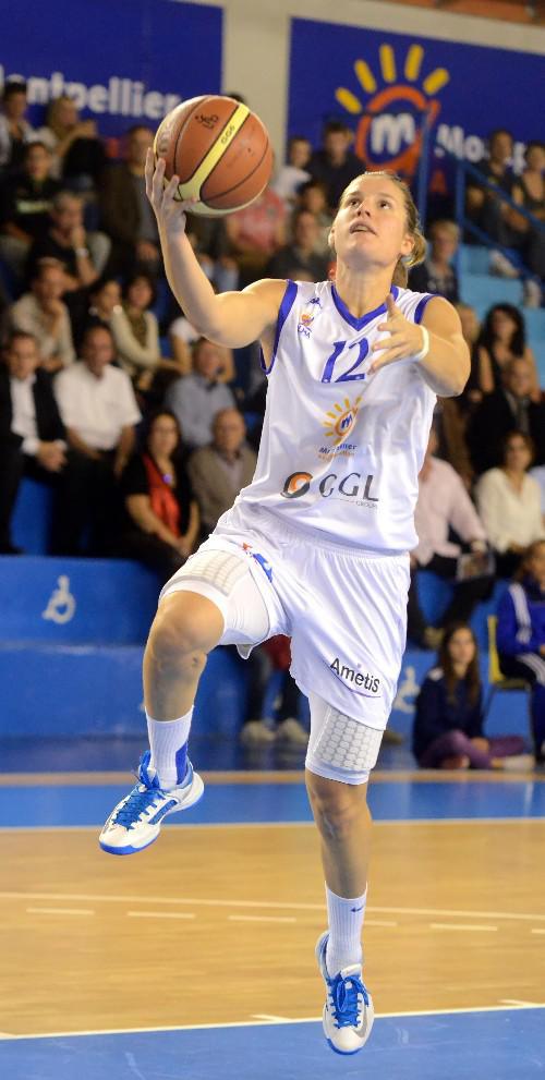 Gaëlle SKRELA, ici contre Lyon, risque de grandement manquer au BLMA jusqu'à la fin de la saison