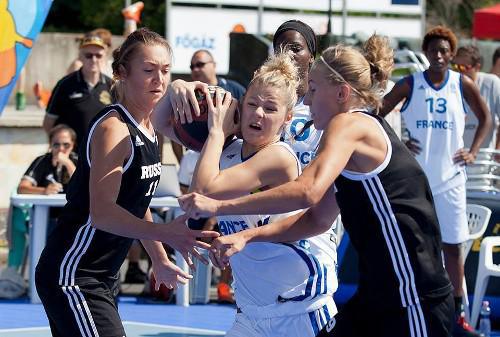 Fleur DEVILLERS en plein effort (photo ffbb.com)