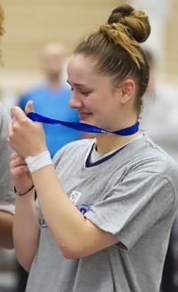 Zélie TISSOT a bien gagné le droit d'admirer sa belle médaille