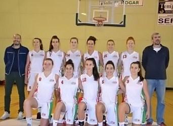 Olivier GIEURE à gauche avec ses U18 (photo ACBB)