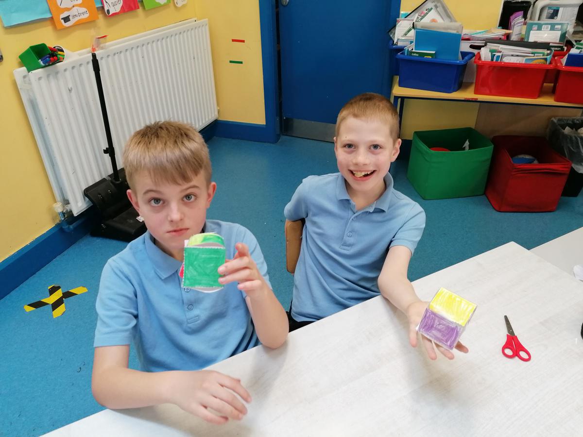 3D Shapes - making a cube