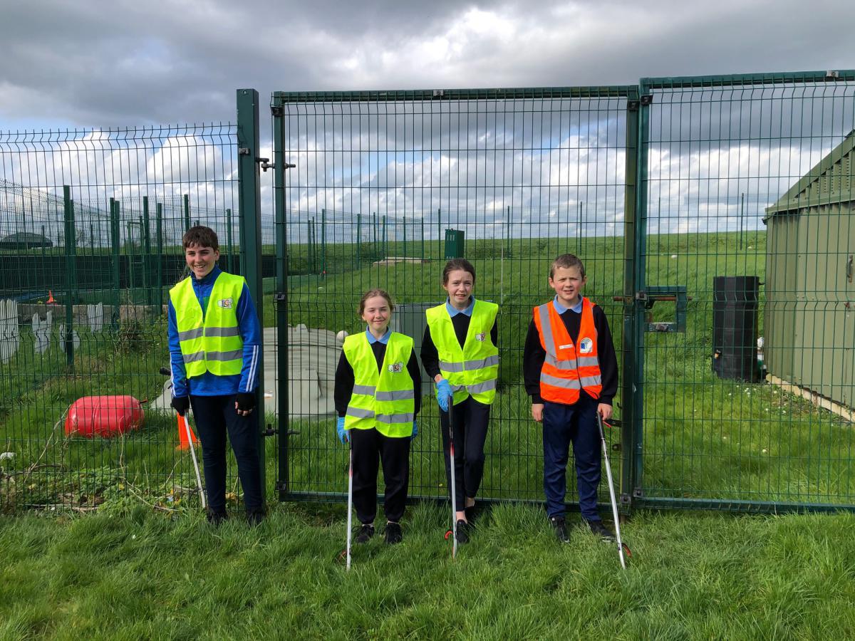  Sixth Class working hard in Team Limerick clean-Up!